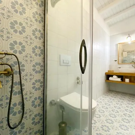 Fatma Hanim Konagi Alacati *