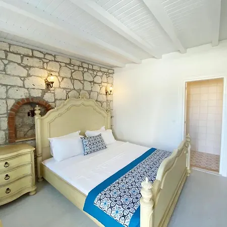 Fatma Hanim Konagi Alacati *