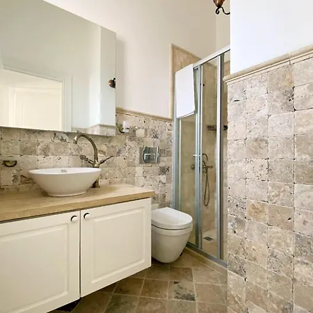 Fatma Hanim Konagi Alacati İzmir