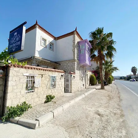 Fatma Hanim Konagi Alacati * Izmir